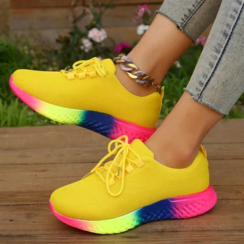 Дамски спортни обувки Rainbow Европа Америка 2024 Нова мода Лека Удобни Обувки дантела на дебела подметка Еластична, Ежедневни обувки