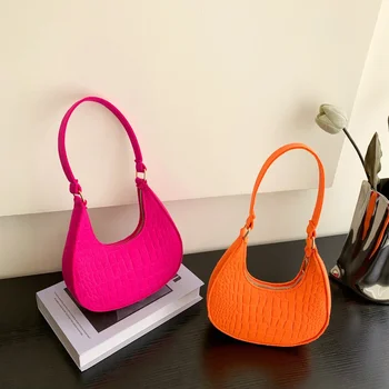 Кожена Благородна Нова Дизайнерска Класически Чанта-Bag Продукт 2024 Женствена Чанта През Рамо Луксозна Модерна Долната Част на _DG-151539834_