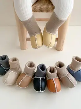Обувки и Чорапи За Новородени Момчета и Момичета 0-3-6 Месеца С една плюшена Памучна Обувки с Мека Подметка